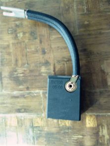 進(jìn)口碳刷td2703,td2703碳刷 廣州直流電機(jī)修理廠(chǎng)